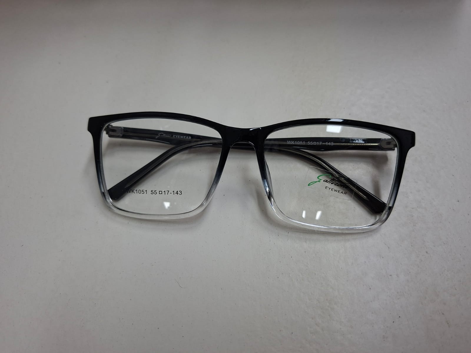 Lente Modelo NEW00