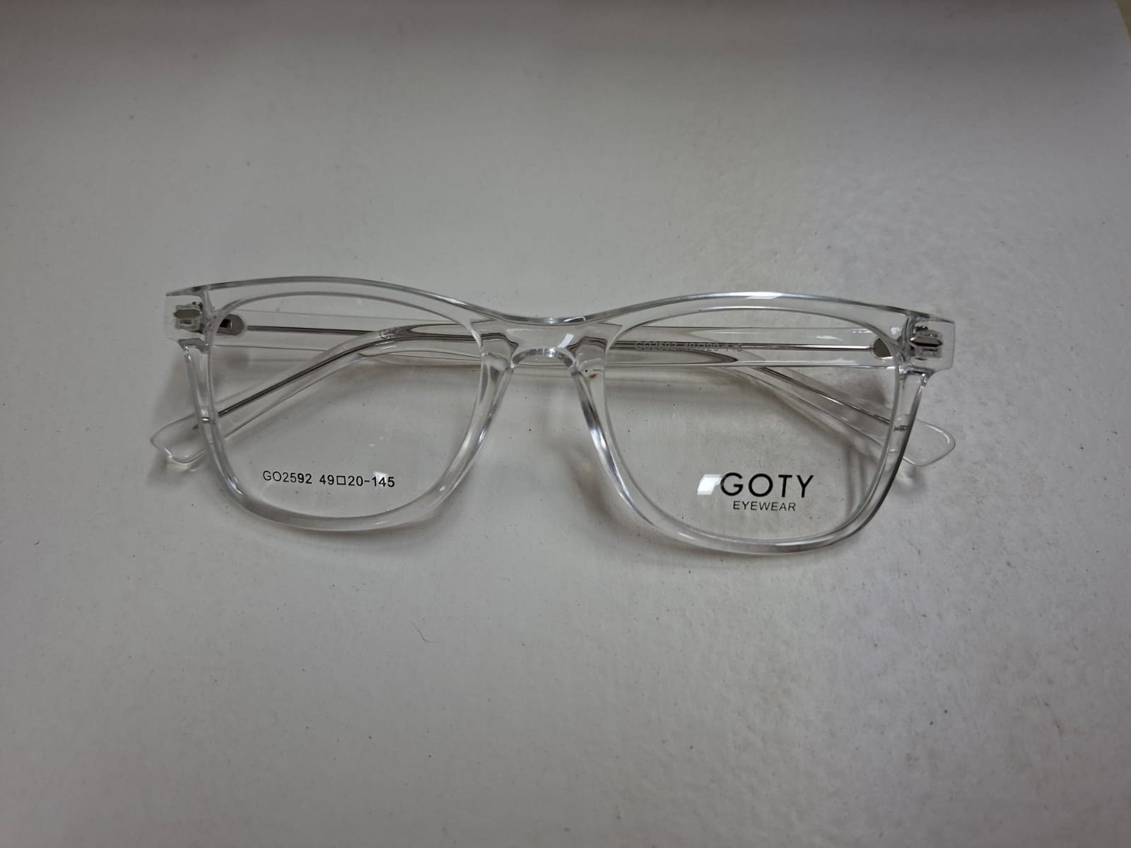 Lente Modelo NEW27